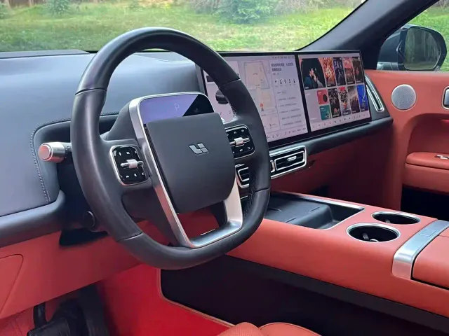Li Auto L7 — Фото автомобиля 6
