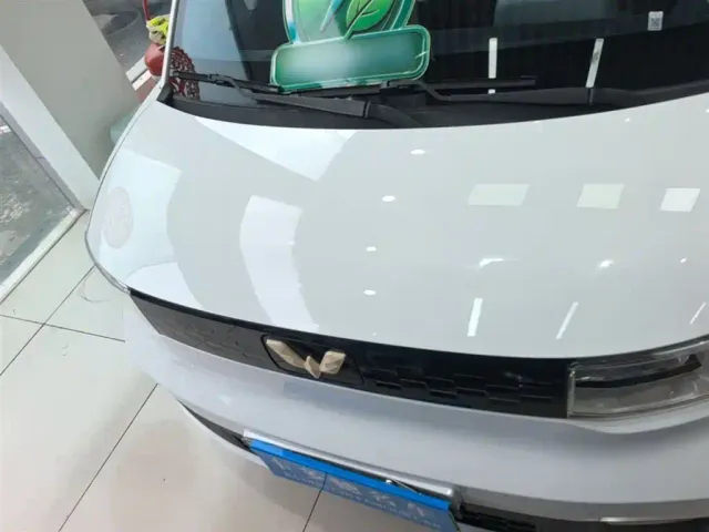 Wuling Hongguang Mini EV — Фото автомобиля 2