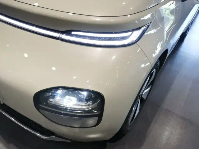 Baojun Cloud — Фото автомобиля 23