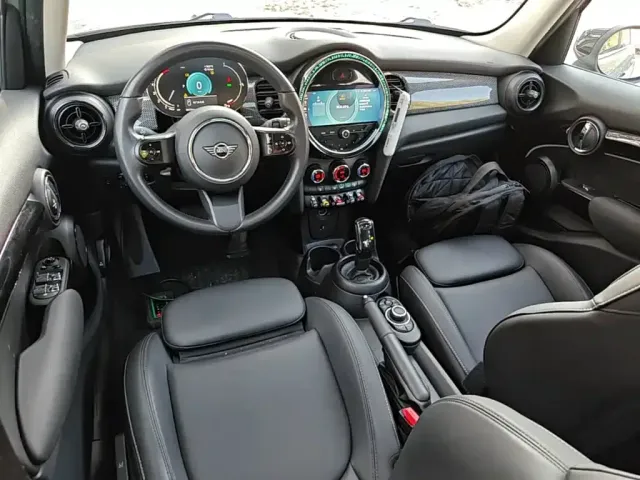 MINI Hatch — Фото автомобиля 9