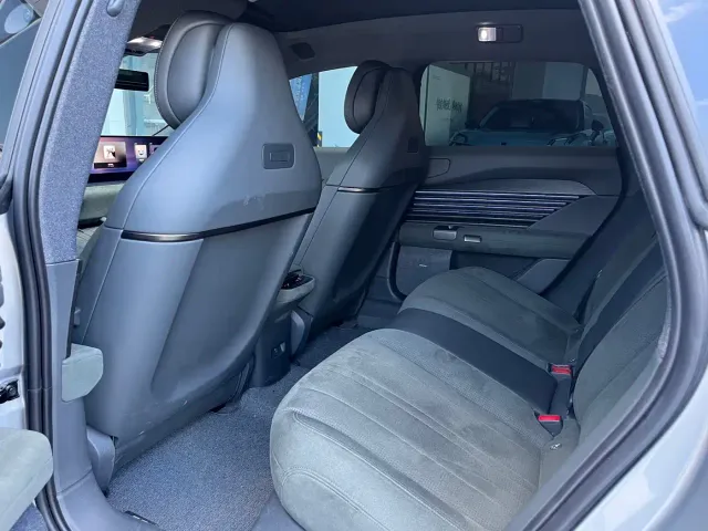 Audi E5 Sportback — Фото автомобиля 5