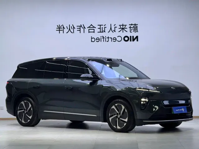 Nio ES8 — Фото автомобиля 3