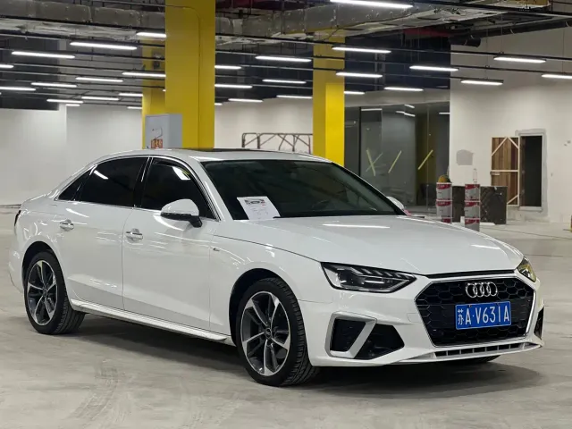 Audi A4L — Фото автомобиля 3