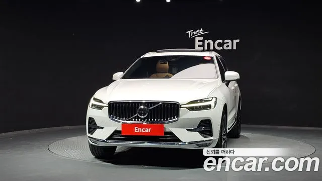 Вольво XC60 — Фото автомобиля 3