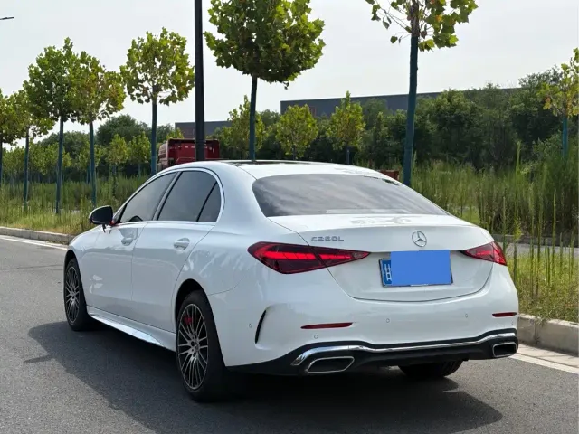 Mercedes-Benz C-Class — Фото автомобиля 4
