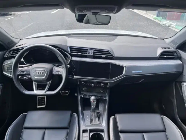 Audi Q3 — Фото автомобиля 6