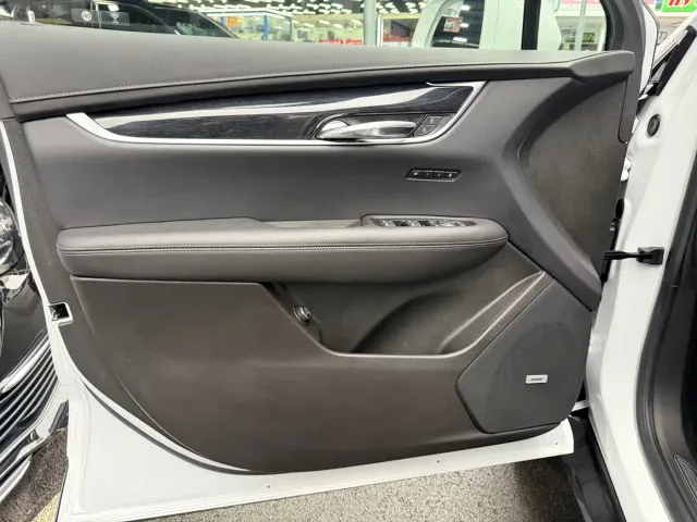 Cadillac XT5 — Фото автомобиля 12