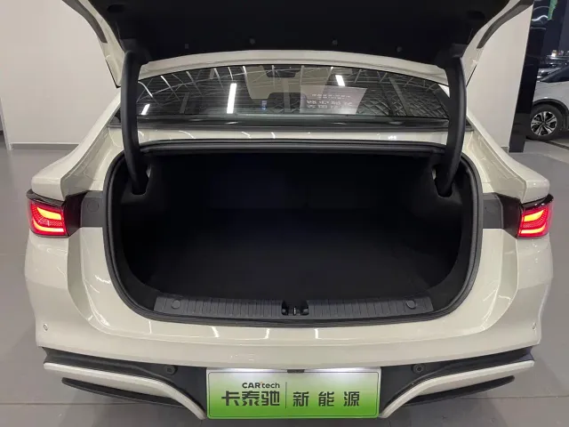 BYD Seal 06 — Фото автомобиля 21