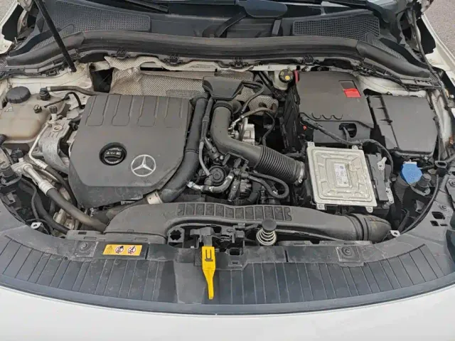 Mercedes-Benz GLA-Class — Фото автомобиля 10