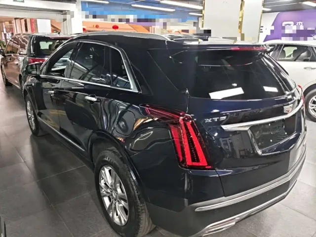 Cadillac XT5 — Фото автомобиля 4