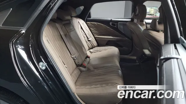 Kia K8 2.5 Бензин 2WD — Фото автомобиля 12
