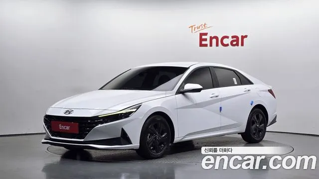 Фотография автомобиля — Hyundai Avante CN7