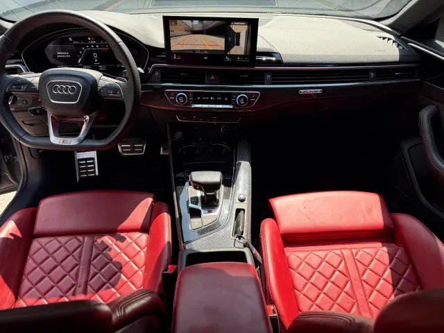 Audi S5 — Фото автомобиля 4