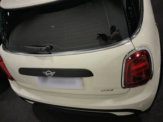 MINI Hatch — Фото автомобиля 3