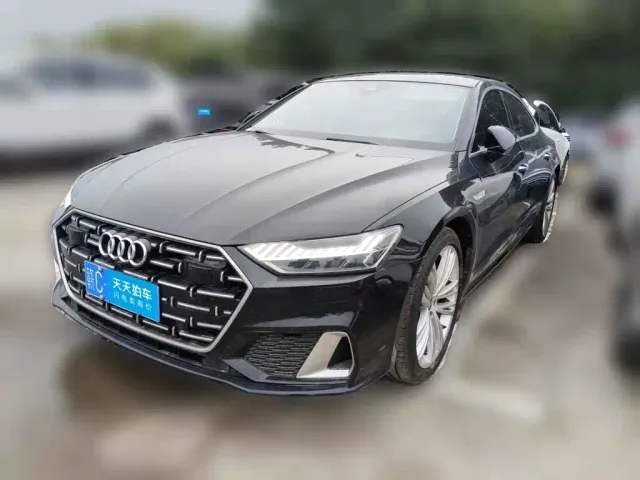 Фотография автомобиля — Audi A7L