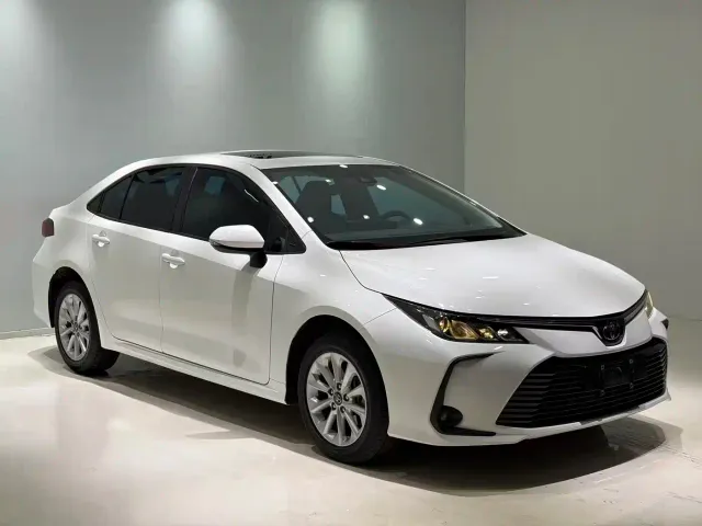 Toyota Corolla — Фото автомобиля 3
