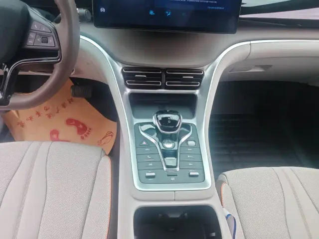 BYD Song Pro — Фото автомобиля 9