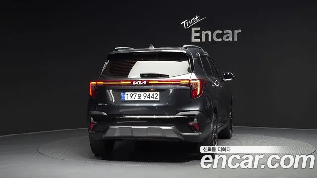 Kia Seltos Бензин 1.6 турбо 2WD — Фото автомобиля 4