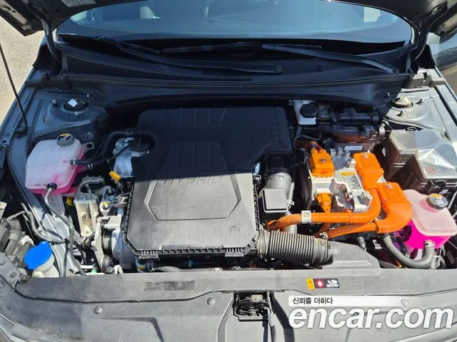 Hyundai Avante CN7 — Фото автомобиля 9
