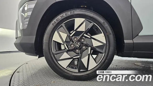 Hyundai Kona SX2 — Фото автомобиля 5