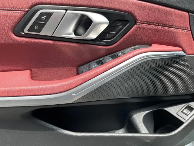 BMW 3 Series — Фото автомобиля 4