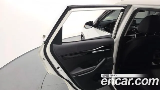 Kia Seltos Seltos Бензин 1.6 турбо 2WD — Фото автомобиля 19