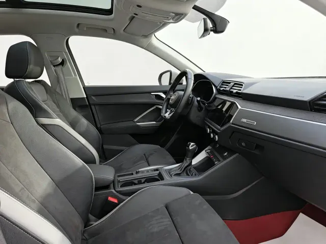 Audi Q3 — Фото автомобиля 18