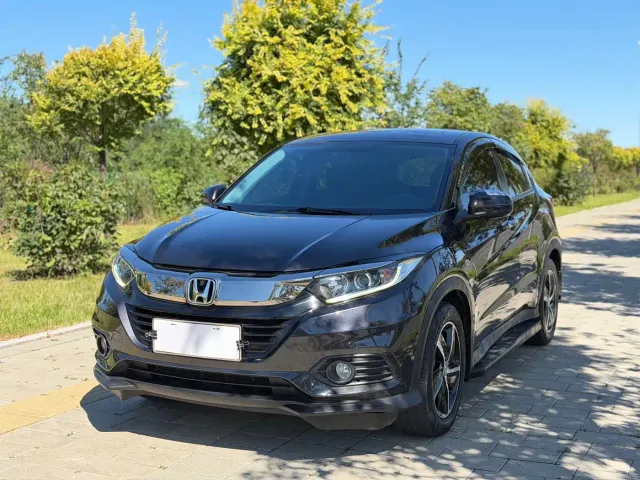 Фотография автомобиля — Honda Vezel