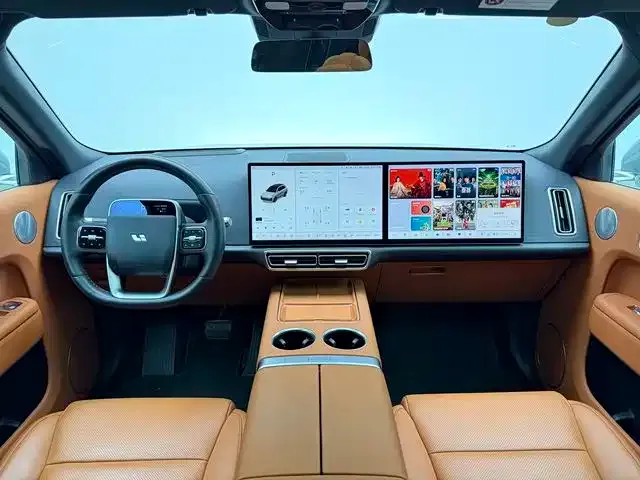 Li Auto L8 — Фото автомобиля 10