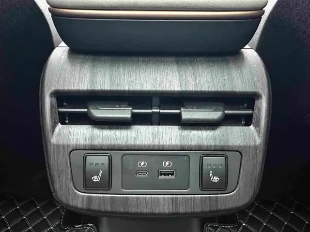 Nissan Ariya — Фото автомобиля 16