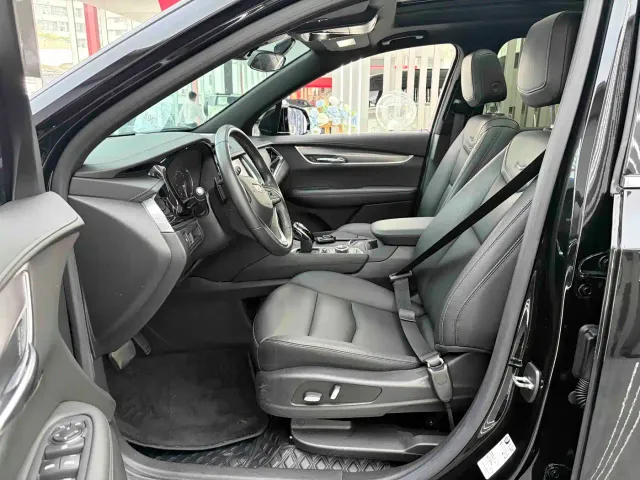 Cadillac XT6 — Фото автомобиля 7