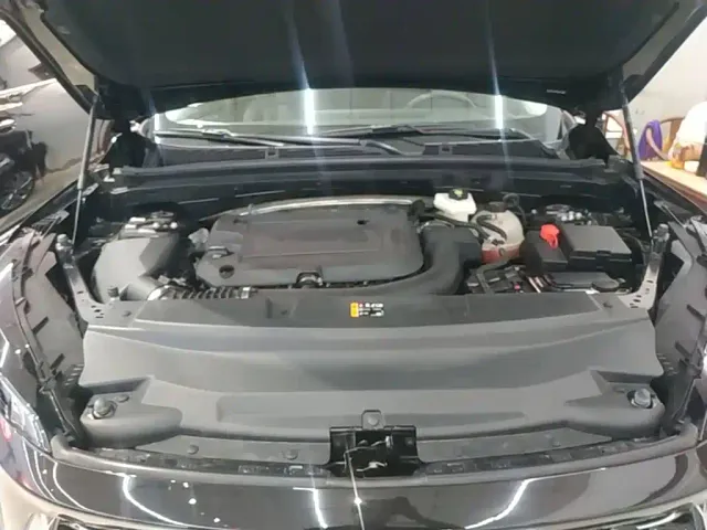 Buick Envision Plus — Фото автомобиля 19