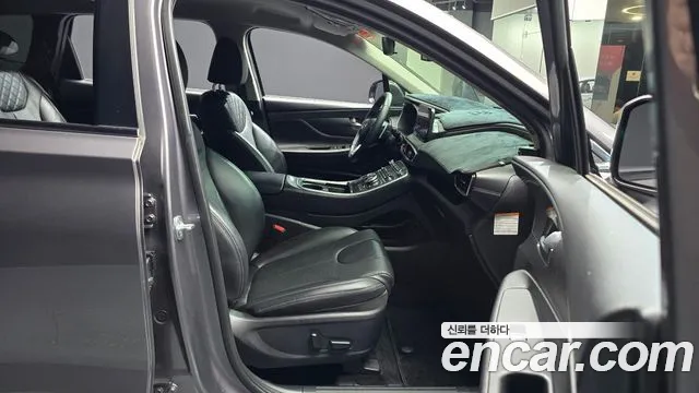 Hyundai Santa Fe — Фото автомобиля 17