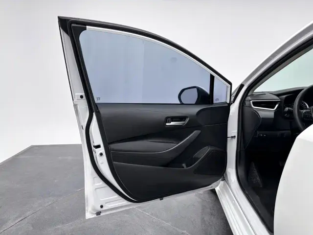 Toyota Corolla — Фото автомобиля 12