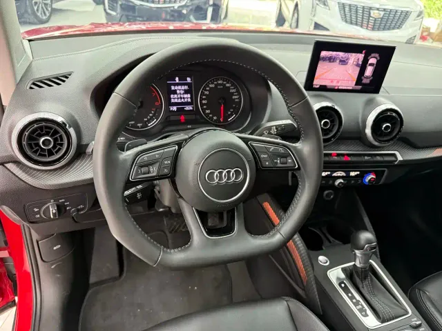 Audi Q2L — Фото автомобиля 23