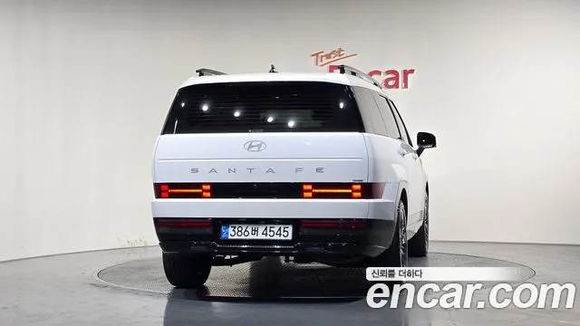 Hyundai Santafe — Фото автомобиля 4