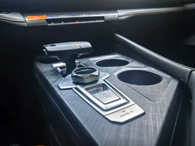 Changan UNI-V — Фото автомобиля 8