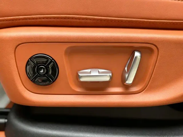 Li Auto Li Auto L6 2024 Max — Фото автомобиля 14