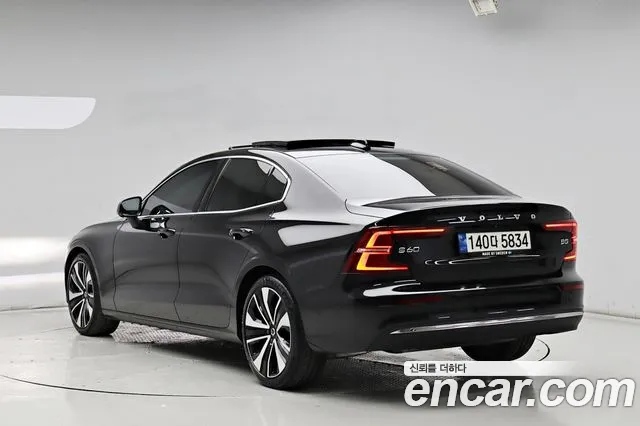 Volvo S60 3rd Gen — Фото автомобиля 2