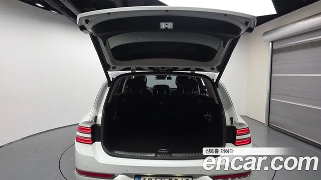 Genesis GV80 2.5T Бензин AWD — Фото автомобиля 19