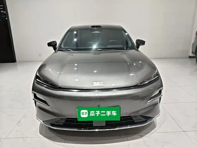 Geely Galaxy Xingyao 8 — Фото автомобиля 2