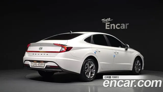 Hyundai Sonata Sonata (DN8) 2.0 LPG(Для проката) — Фото автомобиля 2