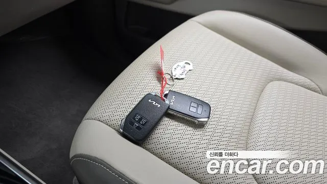 Kia Carnival 4th Gen — Фото автомобиля 21