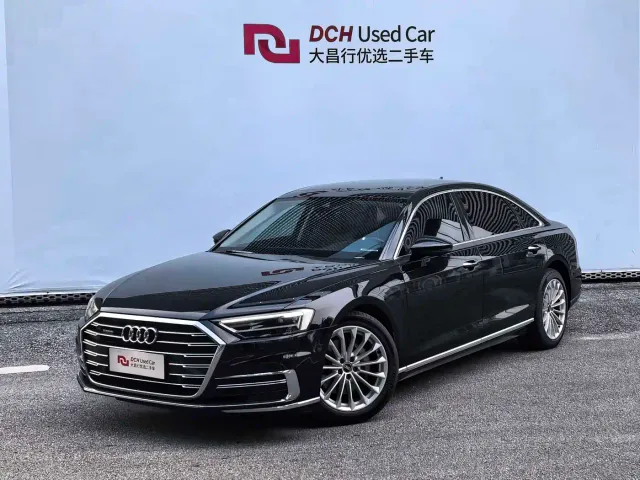 Фотография автомобиля — Audi A8