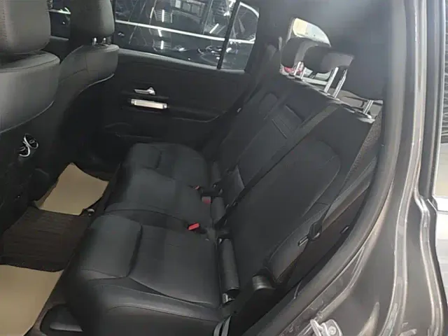 Mercedes-Benz GLB-Class — Фото автомобиля 16