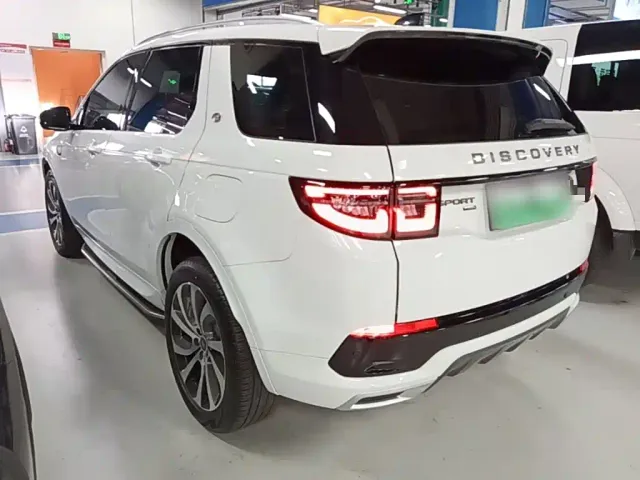Land Rover Discovery Sport — Фото автомобиля 4