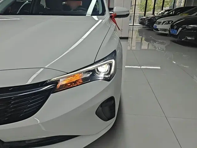 Buick Verano — Фото автомобиля 23