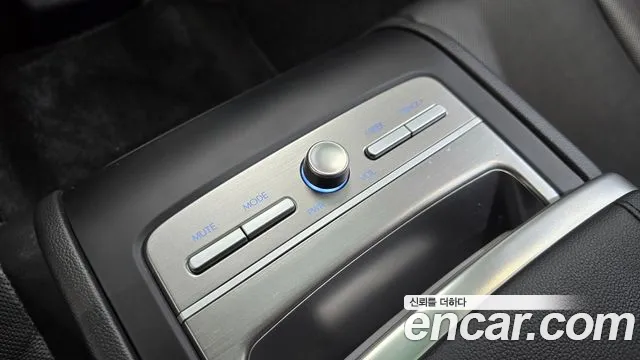 Hyundai Grandeur Grandeur (GN7) — Фото автомобиля 15