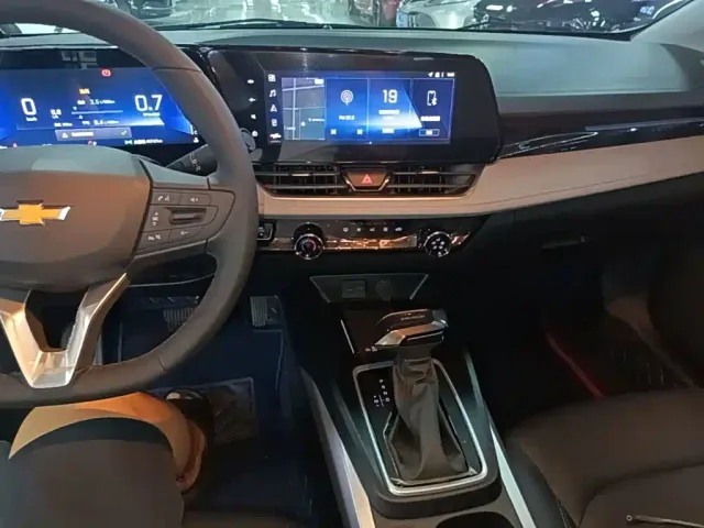 Chevrolet Monza — Фото автомобиля 4