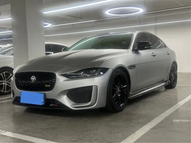 Фотография автомобиля — Jaguar XEL